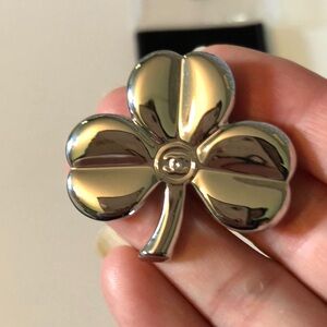 Chanel pin